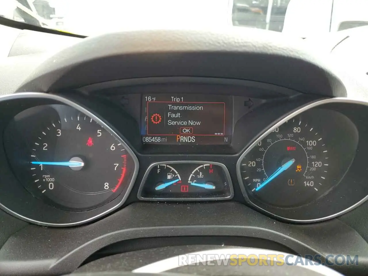 9 fotografías del automóvil dañado 1FMCU0HD1KUC30646 FORD ESCAPE 2019