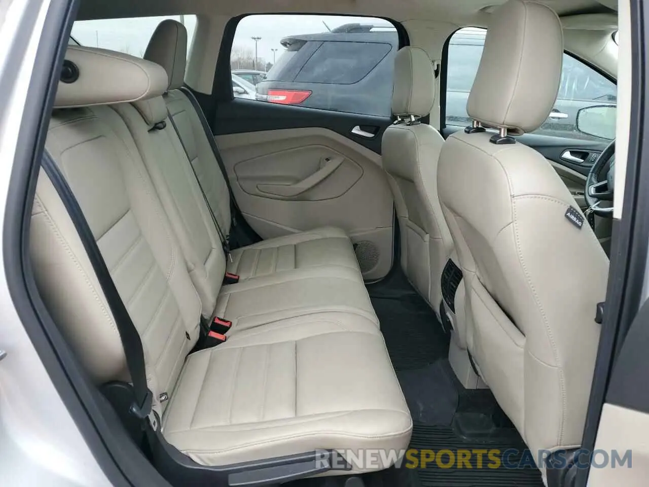 11 fotografías del automóvil dañado 1FMCU0HD3KUB65069 FORD ESCAPE 2019
