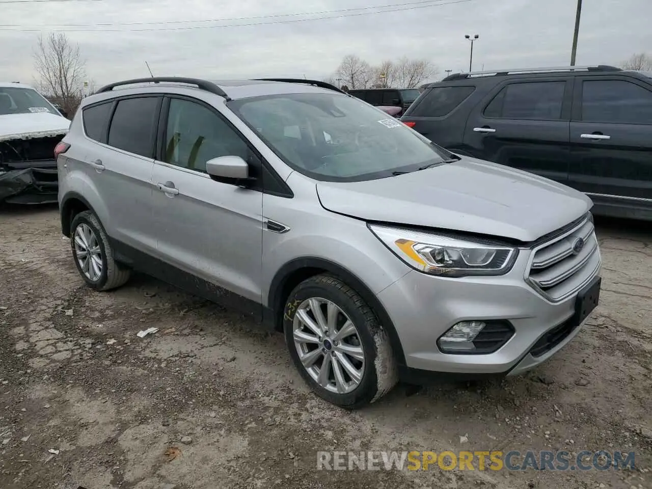 4 fotografías del automóvil dañado 1FMCU0HD3KUB65069 FORD ESCAPE 2019