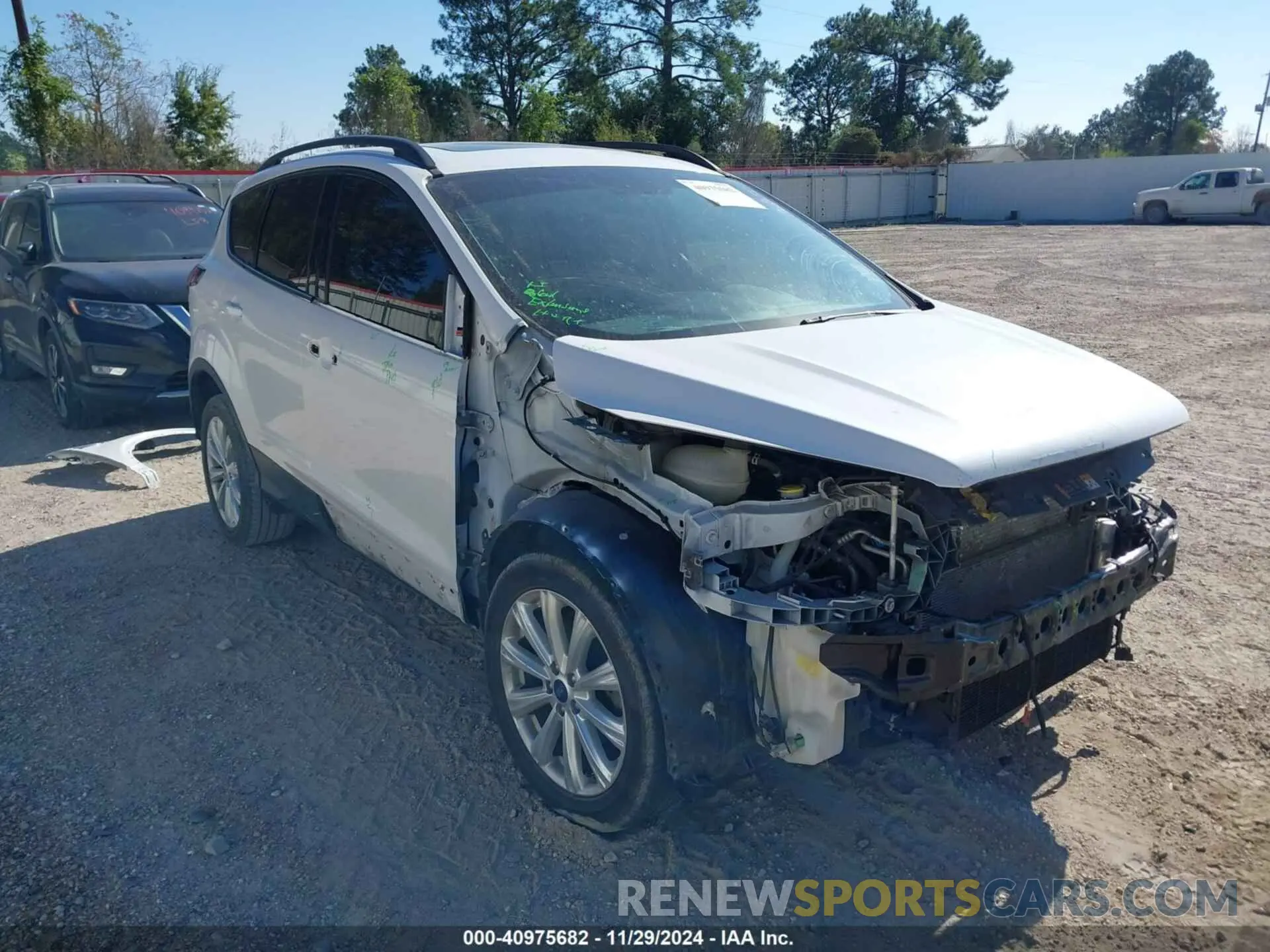 1 fotografías del automóvil dañado 1FMCU0HD3KUB94667 FORD ESCAPE 2019