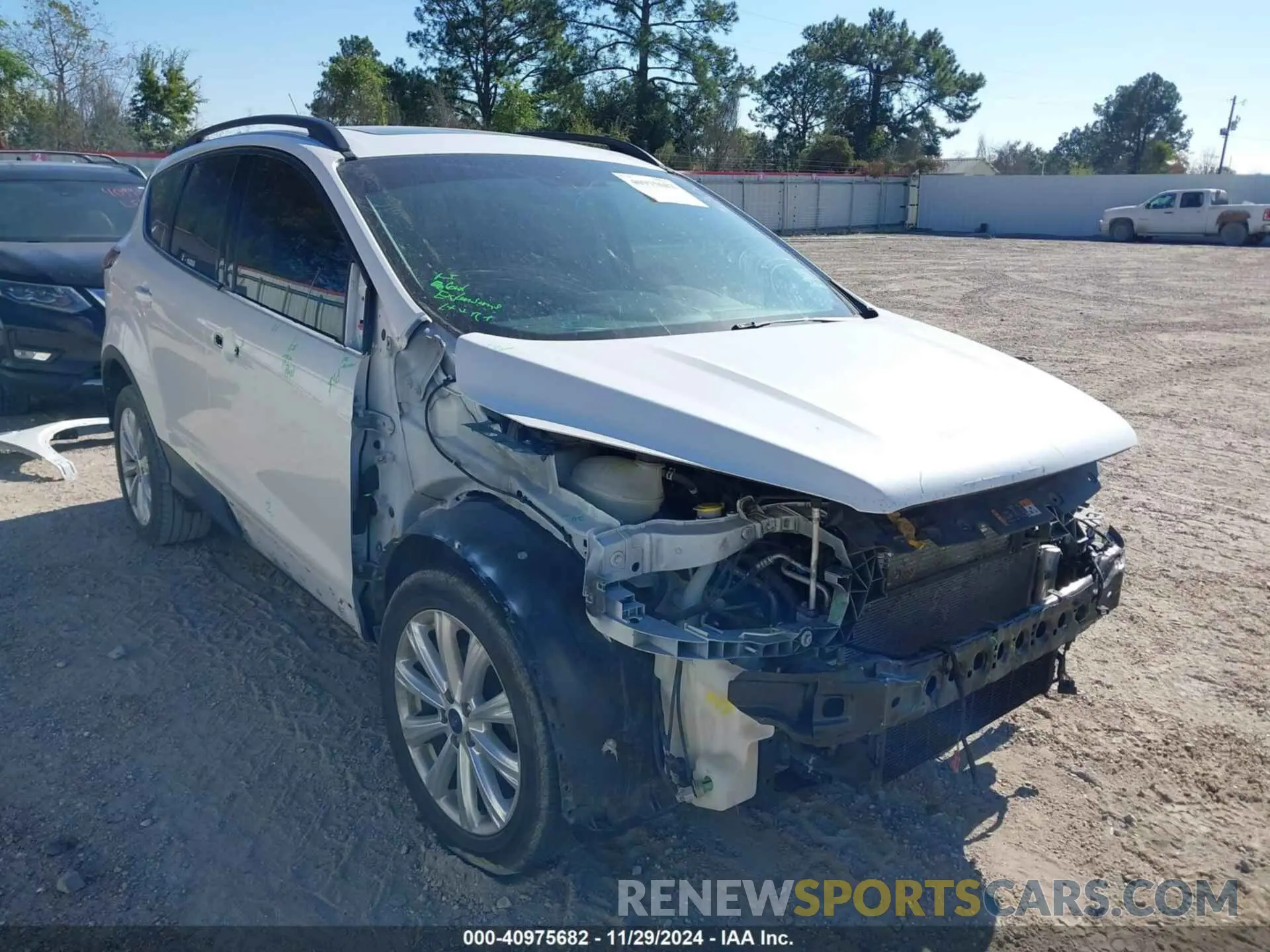 6 fotografías del automóvil dañado 1FMCU0HD3KUB94667 FORD ESCAPE 2019