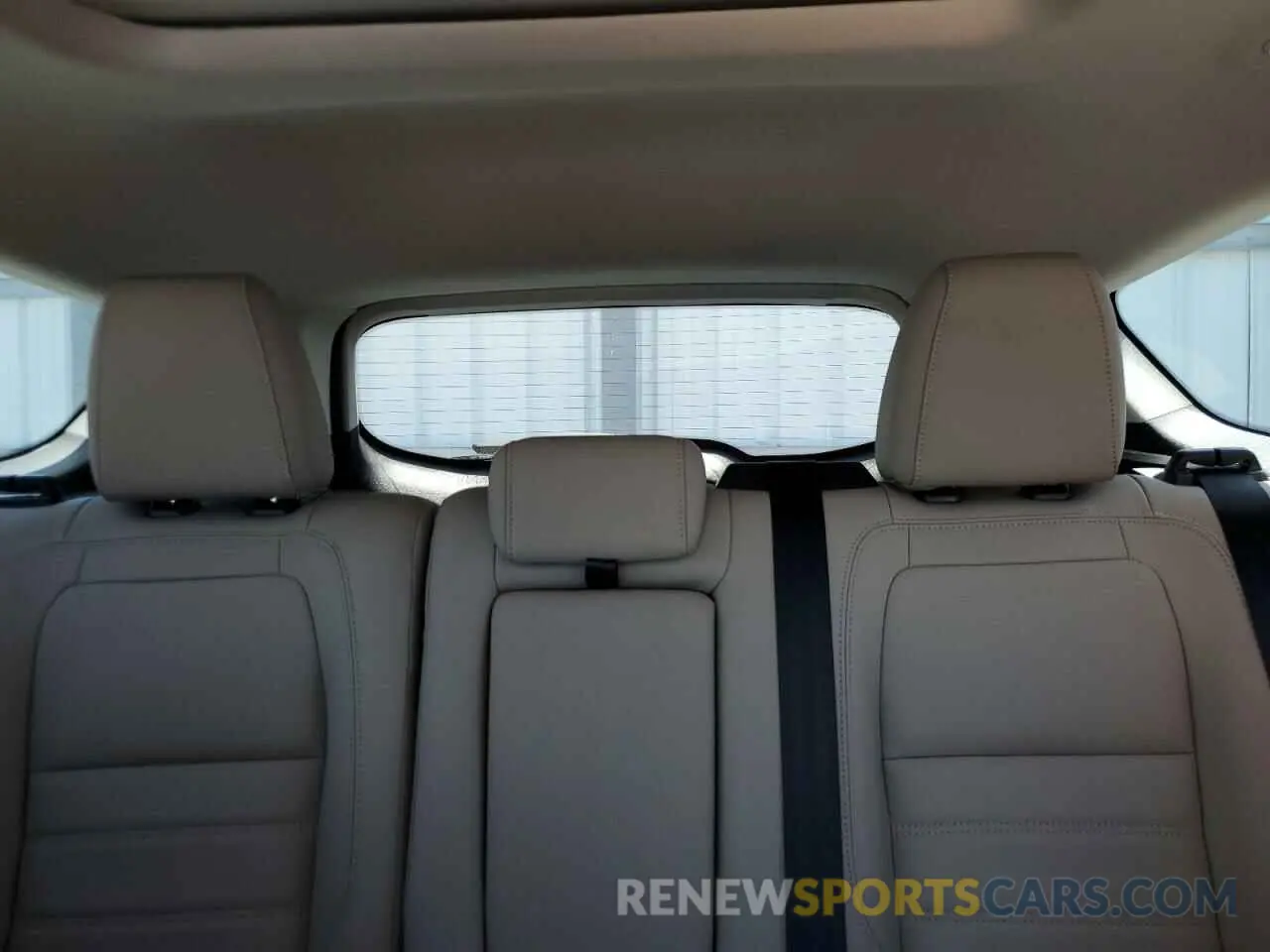 10 fotografías del automóvil dañado 1FMCU0HD3KUB95446 FORD ESCAPE 2019