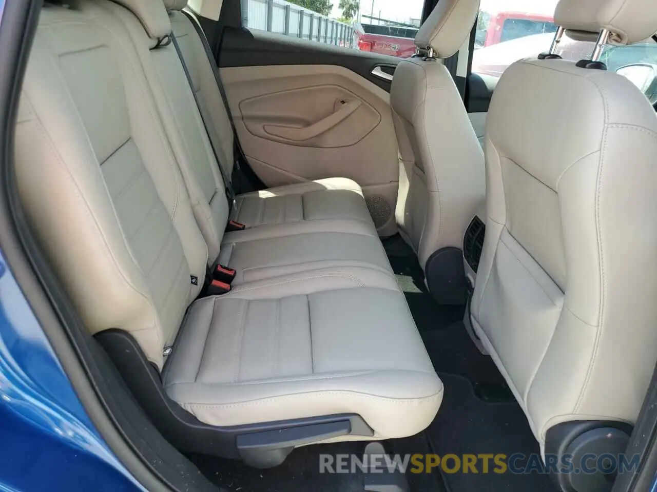 11 fotografías del automóvil dañado 1FMCU0HD3KUB95446 FORD ESCAPE 2019