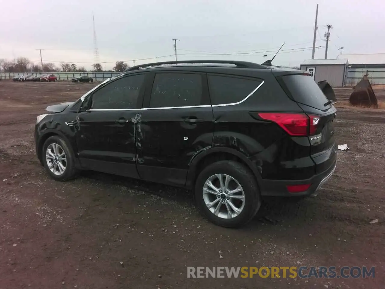 2 fotografías del automóvil dañado 1FMCU0HD4KUB99134 FORD ESCAPE 2019