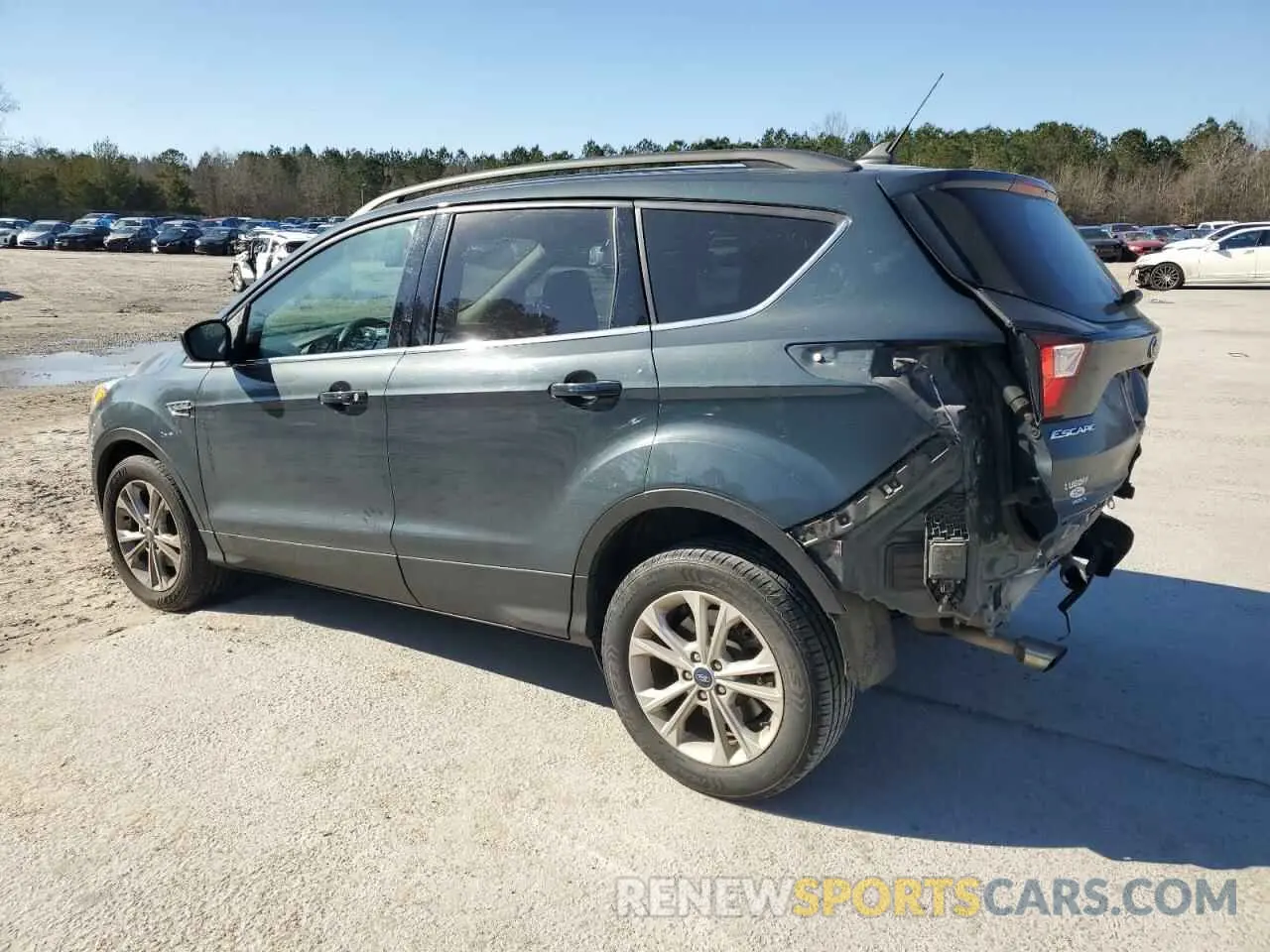 2 fotografías del automóvil dañado 1FMCU0HD4KUC57355 FORD ESCAPE 2019