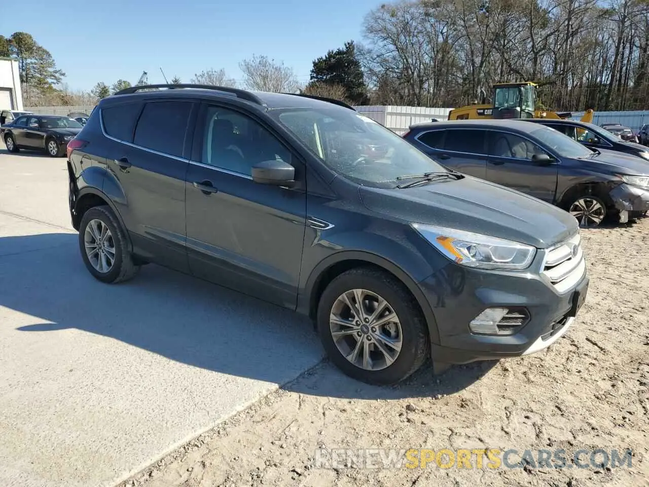4 fotografías del automóvil dañado 1FMCU0HD4KUC57355 FORD ESCAPE 2019