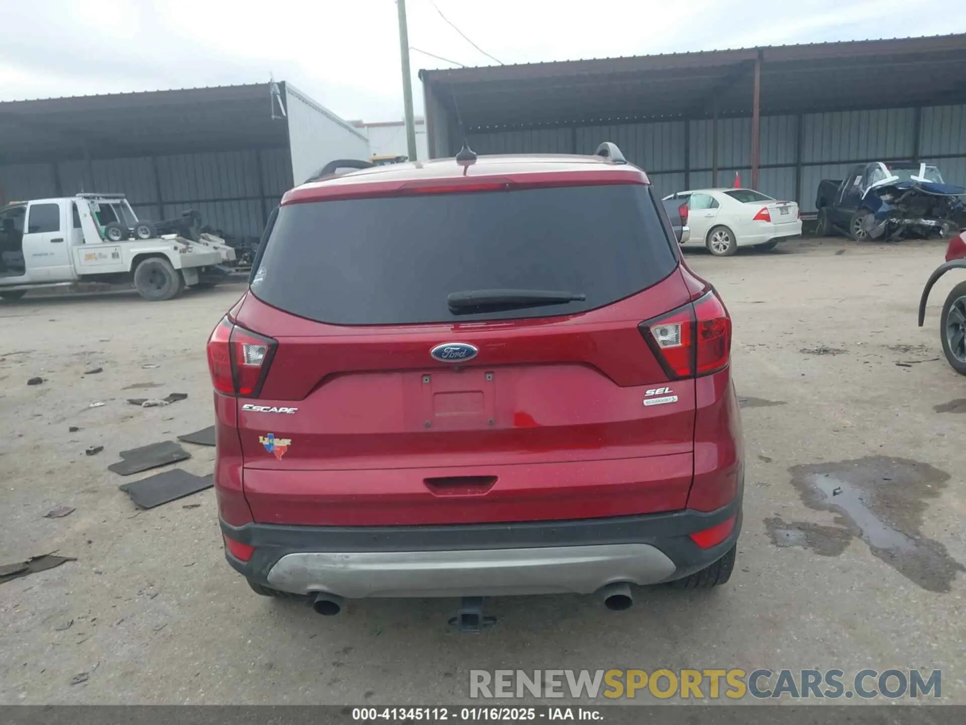 17 fotografías del automóvil dañado 1FMCU0HD5KUC02221 FORD ESCAPE 2019