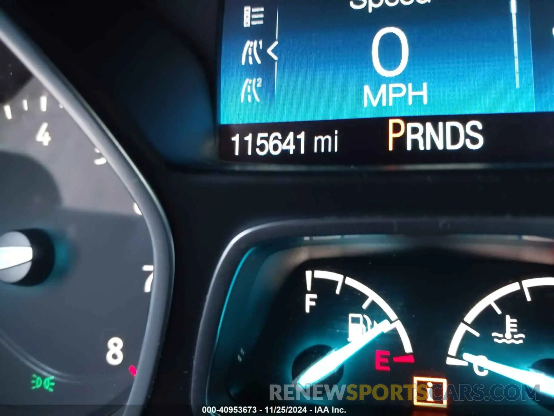 15 fotografías del automóvil dañado 1FMCU0HD6KUB01222 FORD ESCAPE 2019