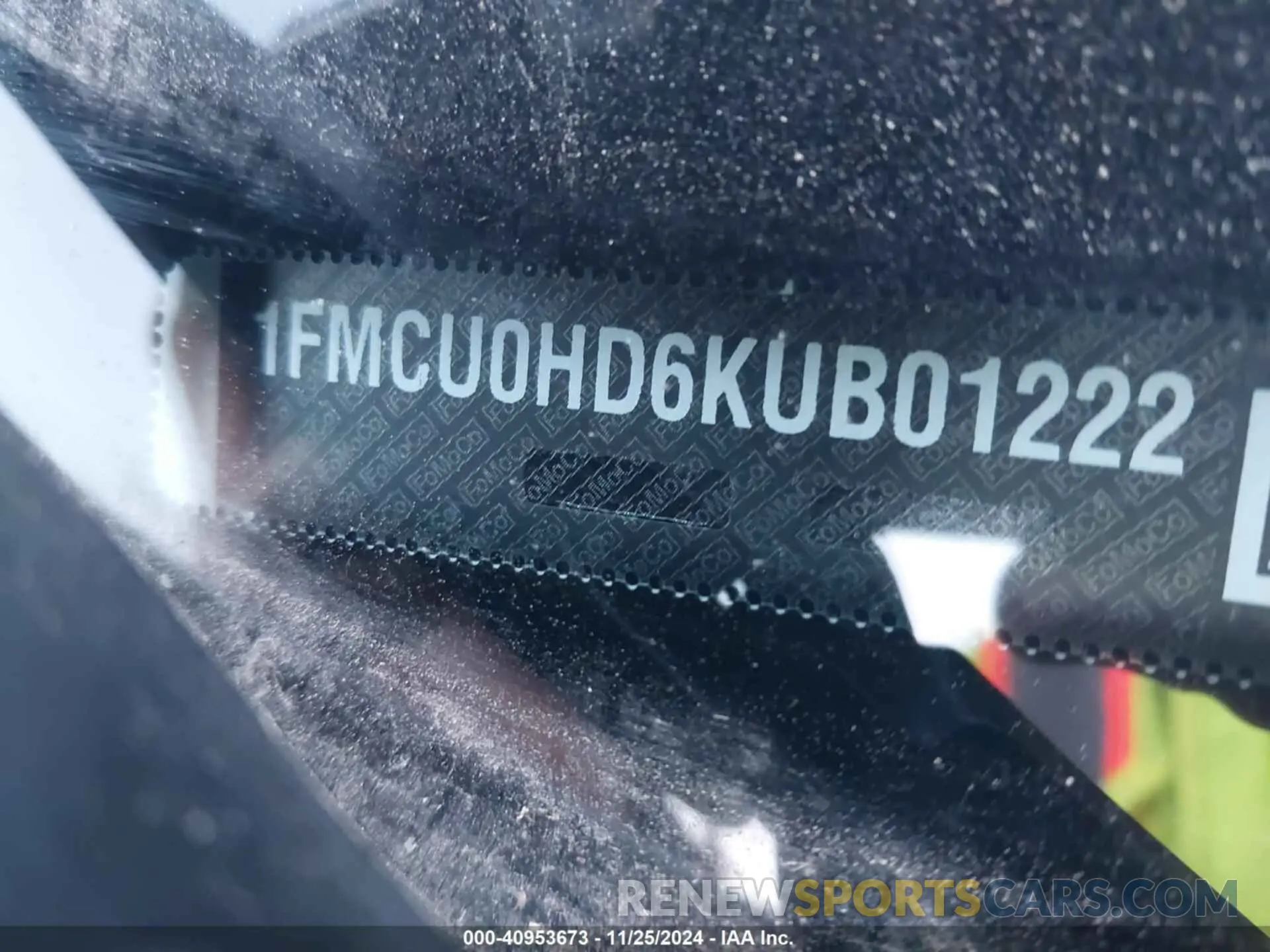 9 fotografías del automóvil dañado 1FMCU0HD6KUB01222 FORD ESCAPE 2019