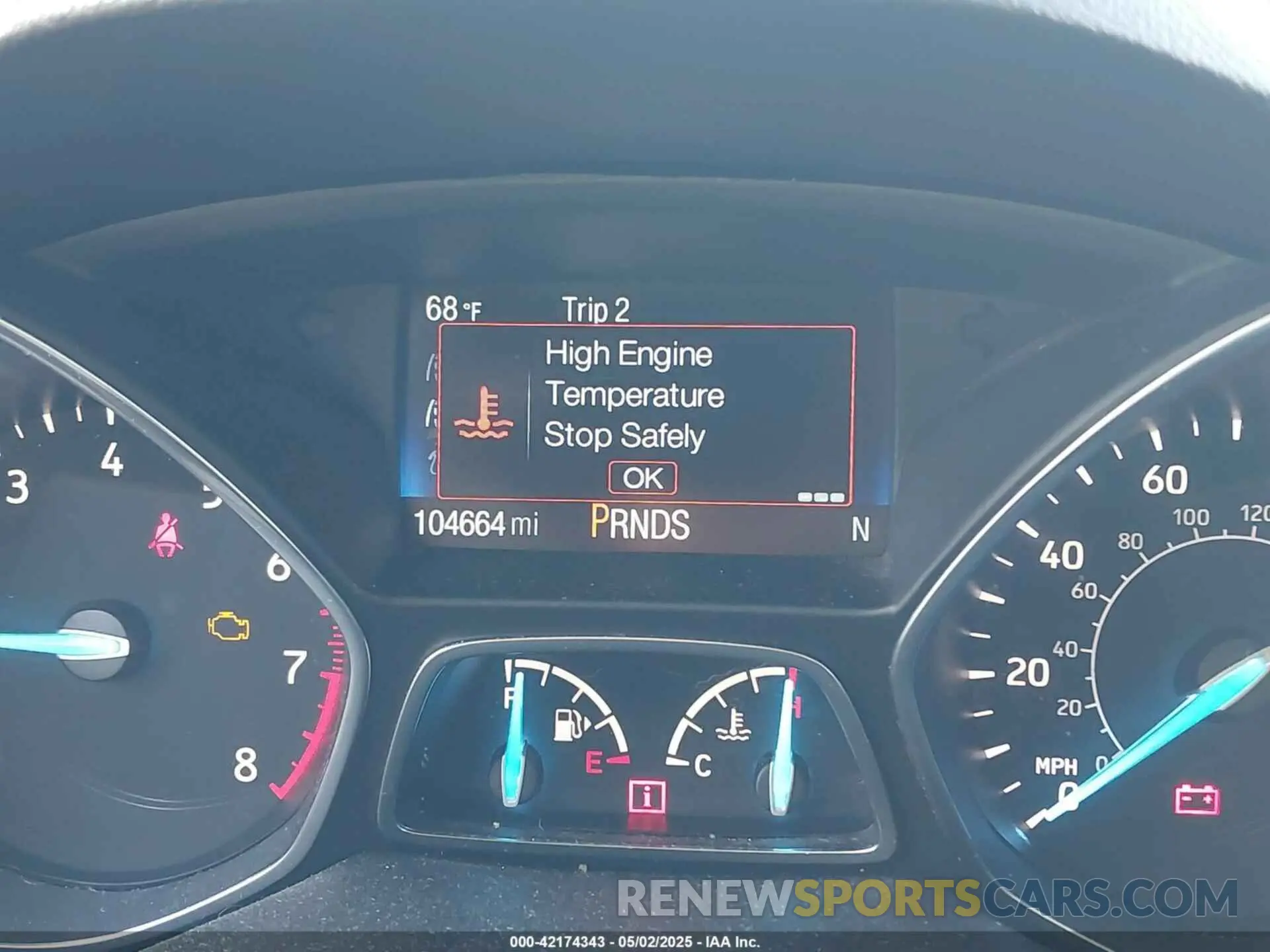 15 fotografías del automóvil dañado 1FMCU0HD6KUC29217 FORD ESCAPE 2019