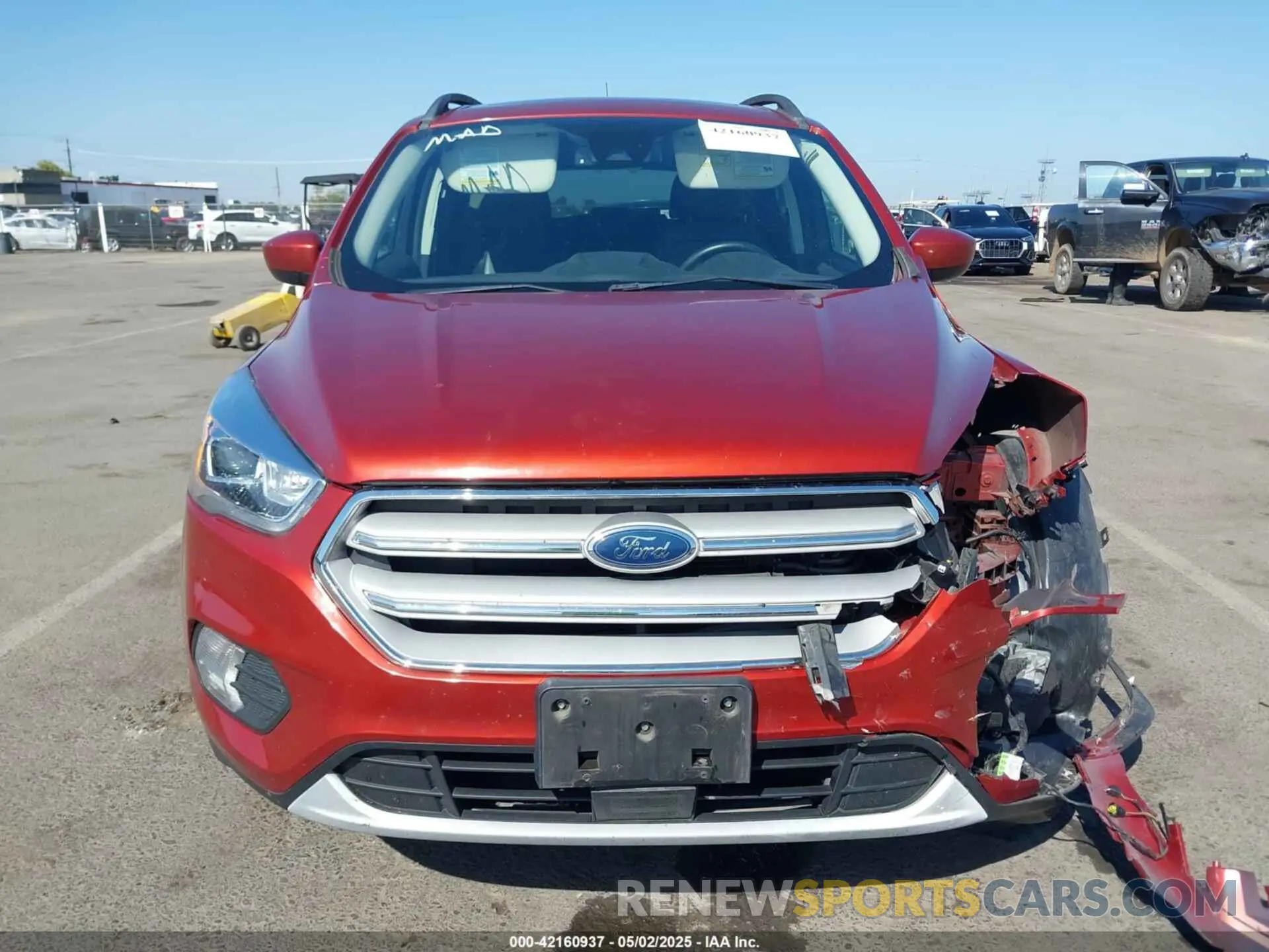12 fotografías del automóvil dañado 1FMCU0HD8KUB65164 FORD ESCAPE 2019