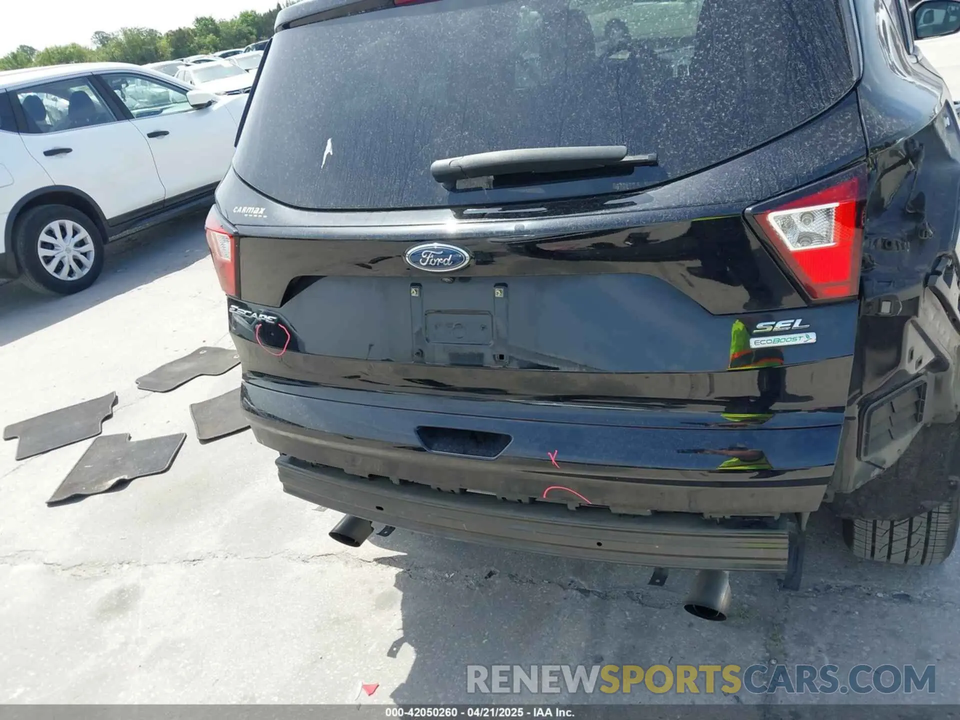 16 fotografías del automóvil dañado 1FMCU0HD8KUB95331 FORD ESCAPE 2019
