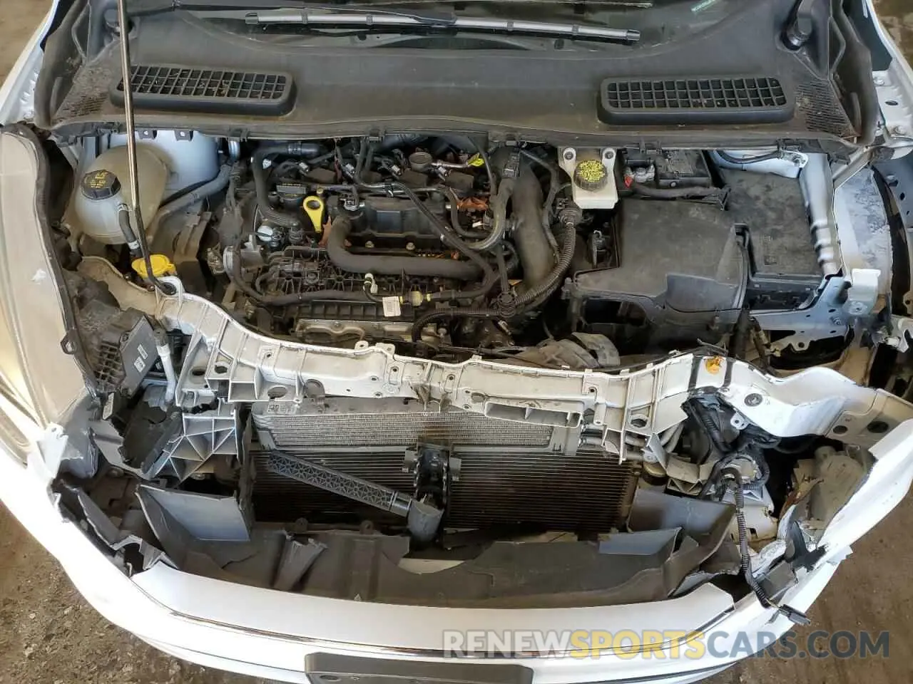 12 fotografías del automóvil dañado 1FMCU0HD9KUA10347 FORD ESCAPE 2019