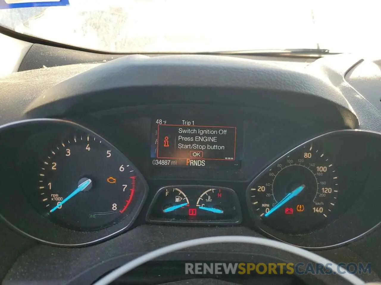 9 fotografías del automóvil dañado 1FMCU0HD9KUA11904 FORD ESCAPE 2019