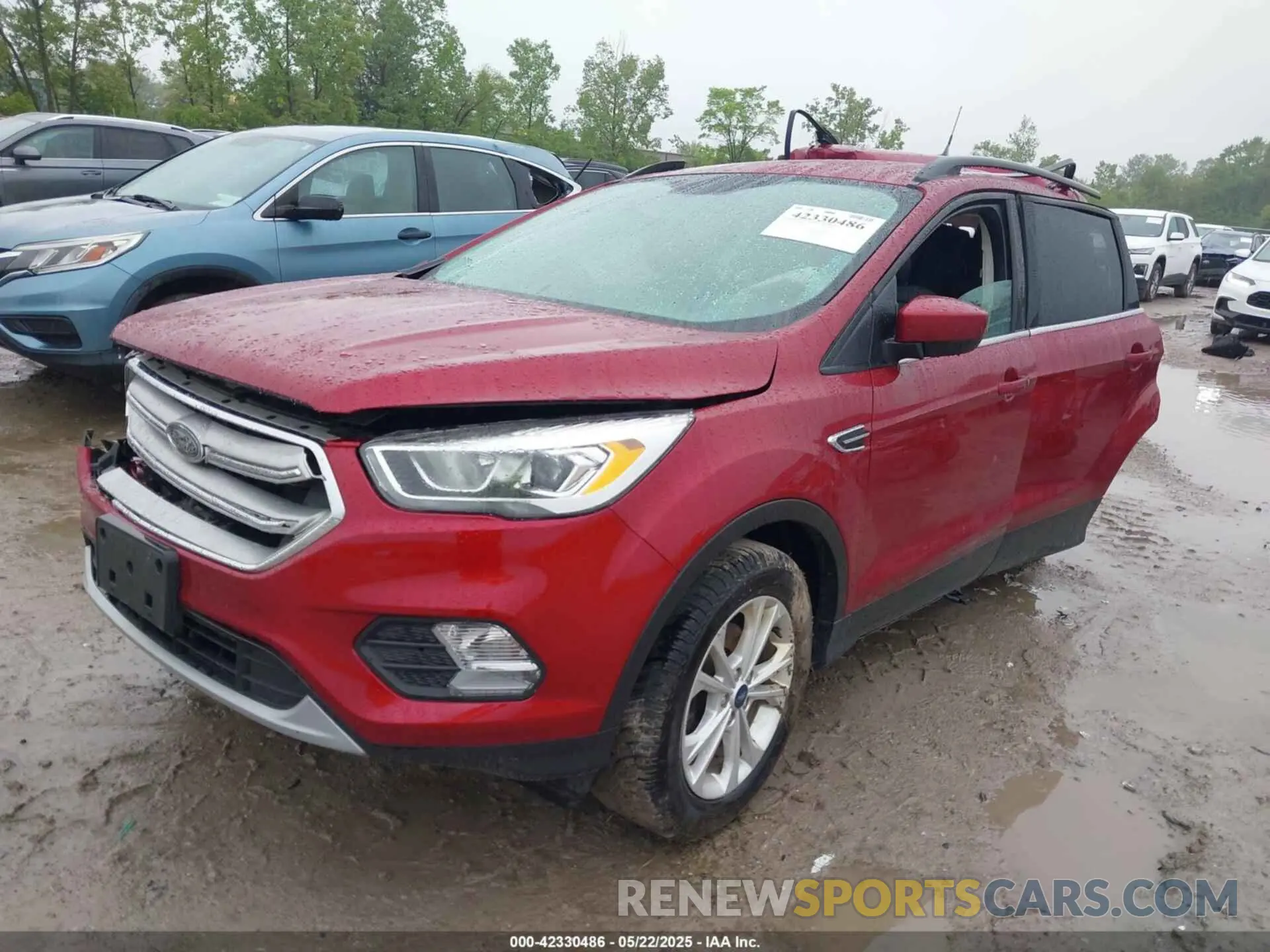 2 fotografías del automóvil dañado 1FMCU0HD9KUA14222 FORD ESCAPE 2019