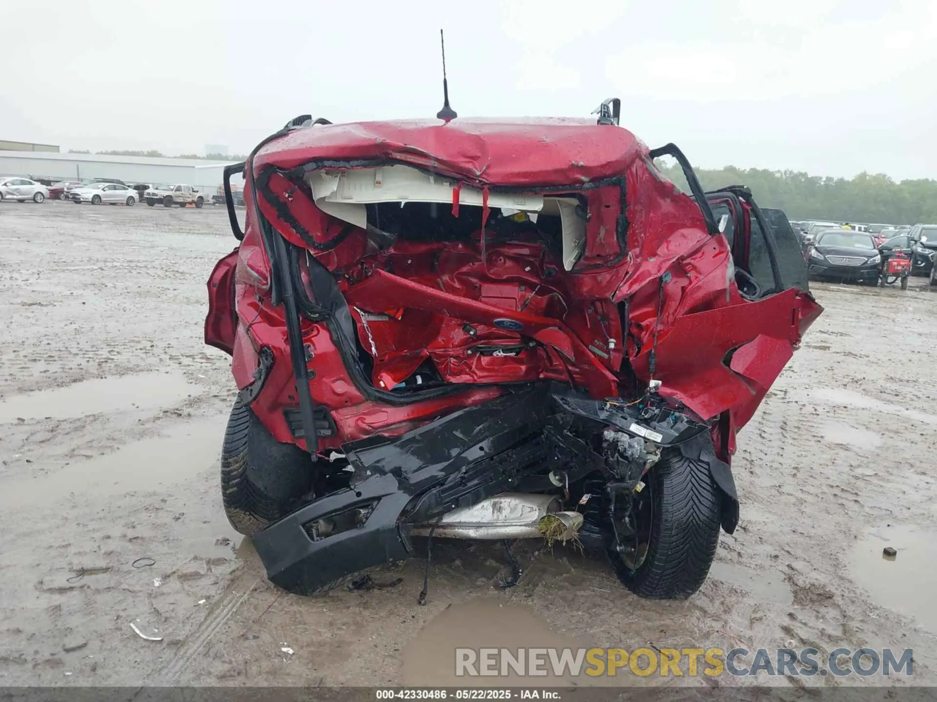 6 fotografías del automóvil dañado 1FMCU0HD9KUA14222 FORD ESCAPE 2019