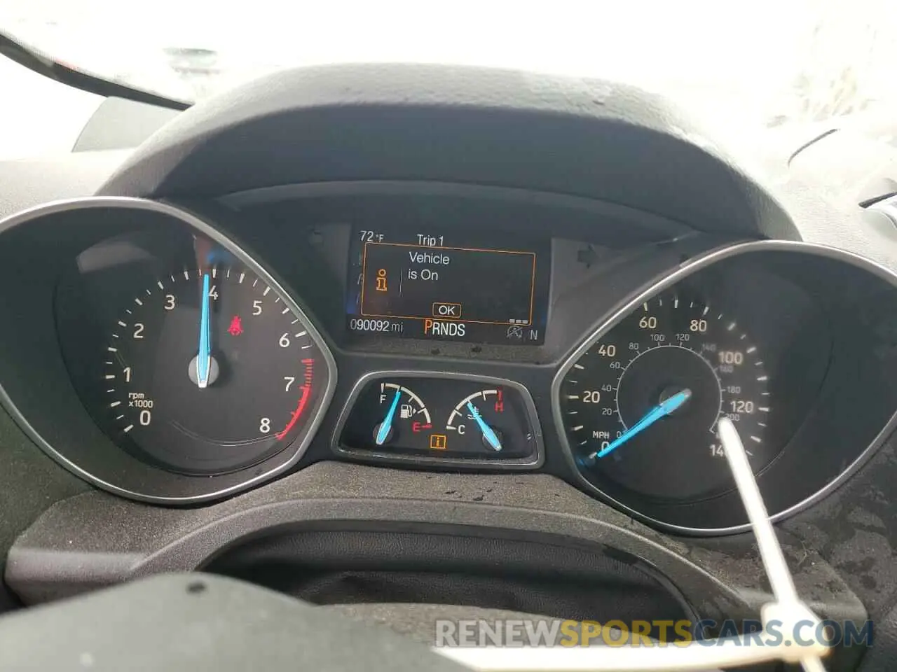9 fotografías del automóvil dañado 1FMCU0J91KUB19987 FORD ESCAPE 2019