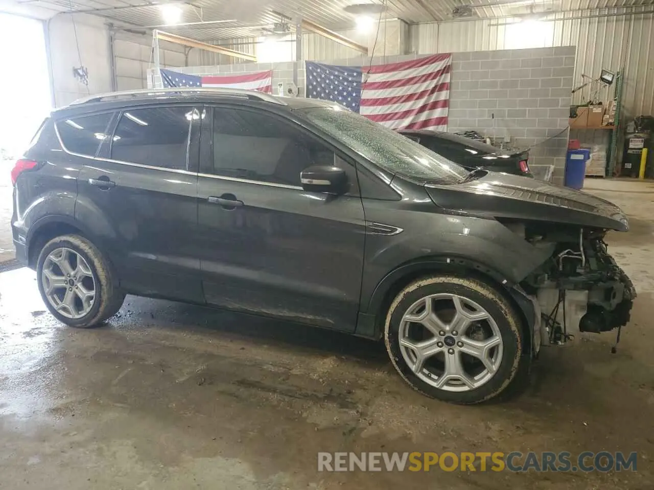 4 fotografías del automóvil dañado 1FMCU0J91KUC02268 FORD ESCAPE 2019