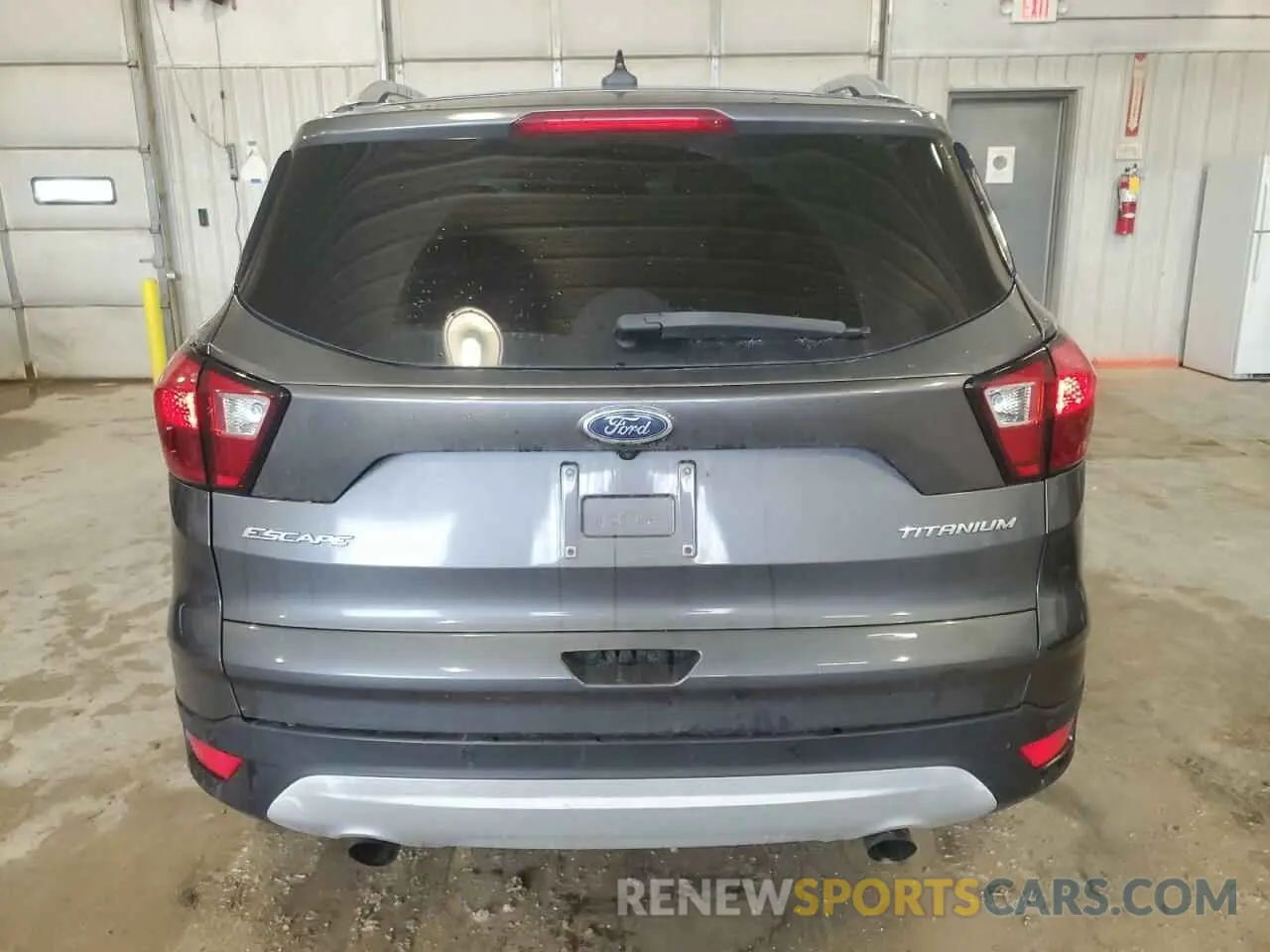 6 fotografías del automóvil dañado 1FMCU0J91KUC02268 FORD ESCAPE 2019