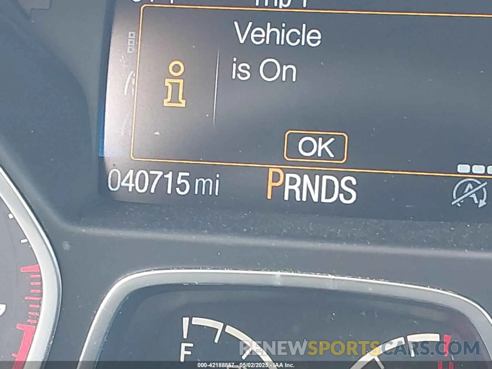 15 fotografías del automóvil dañado 1FMCU0J94KUB93601 FORD ESCAPE 2019