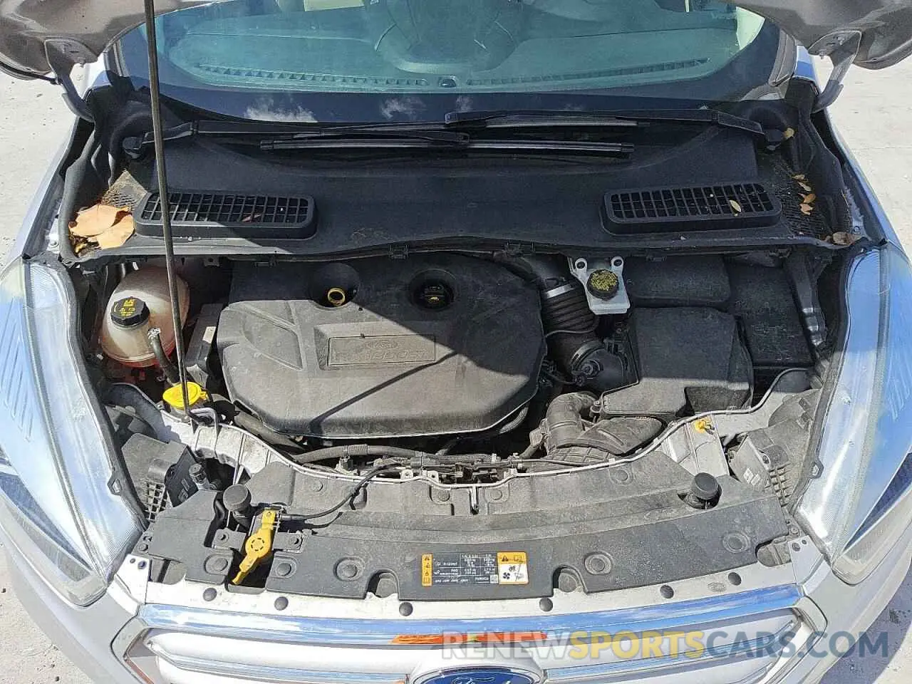 11 fotografías del automóvil dañado 1FMCU0J95KUB48327 FORD ESCAPE 2019