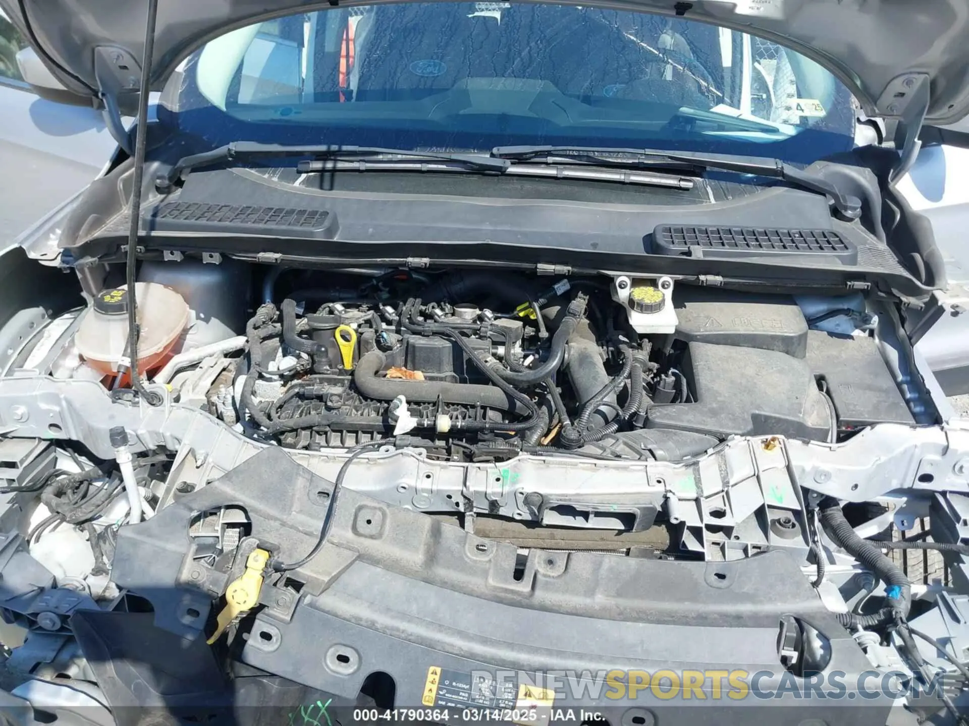 10 fotografías del automóvil dañado 1FMCU9GD0KUA12963 FORD ESCAPE 2019