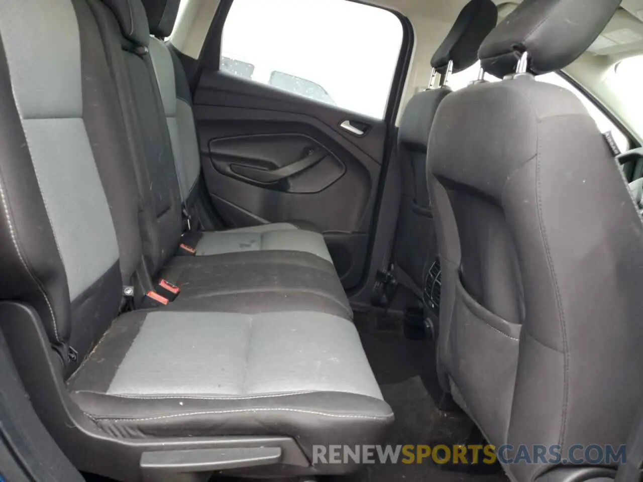 11 fotografías del automóvil dañado 1FMCU9GD0KUA65095 FORD ESCAPE 2019