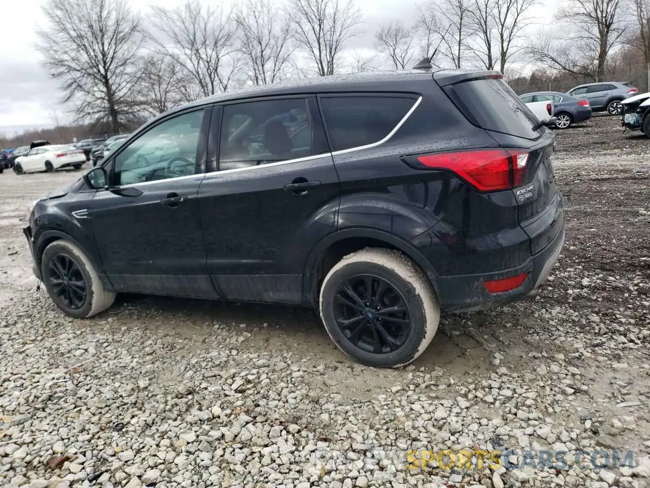 2 fotografías del automóvil dañado 1FMCU9GD1KUA60875 FORD ESCAPE 2019
