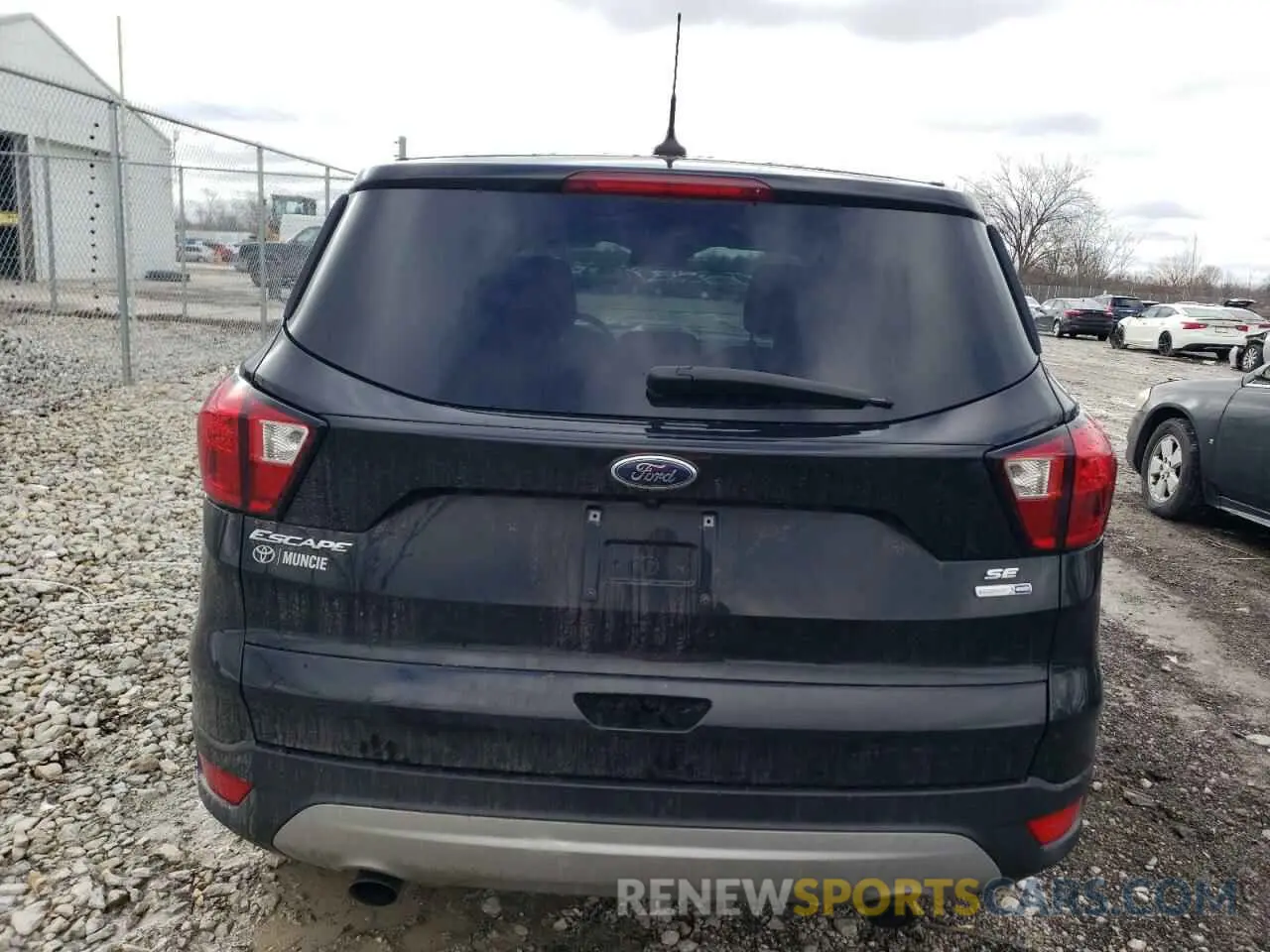 6 fotografías del automóvil dañado 1FMCU9GD1KUA60875 FORD ESCAPE 2019