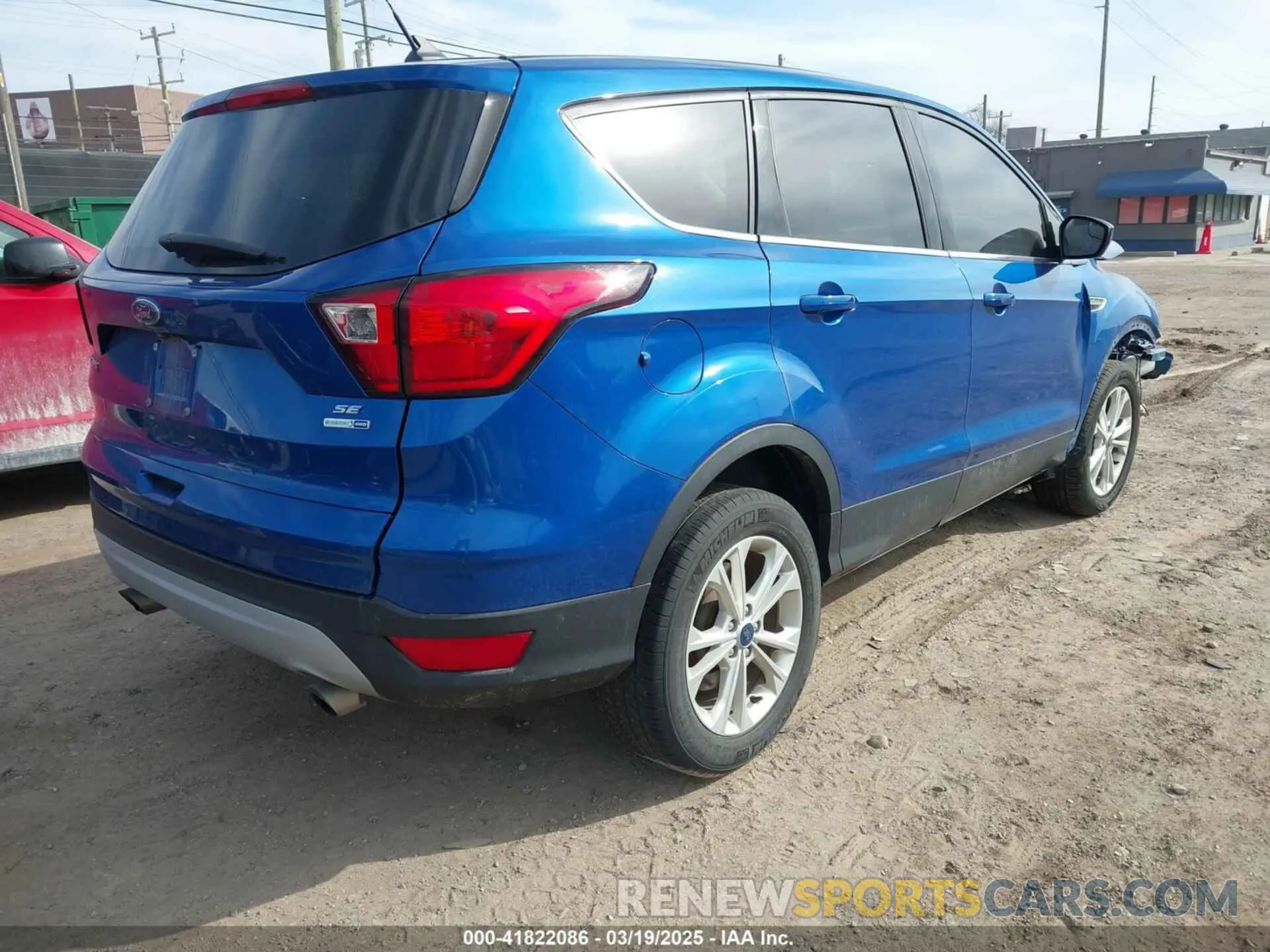 4 fotografías del automóvil dañado 1FMCU9GD1KUA98591 FORD ESCAPE 2019