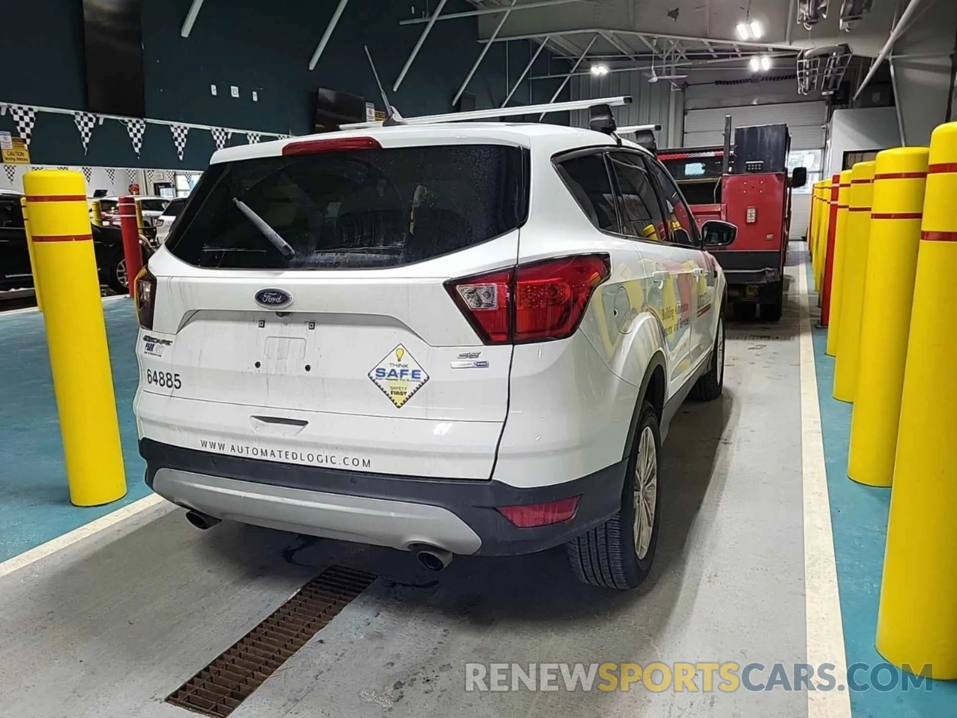 6 fotografías del automóvil dañado 1FMCU9GD1KUB65710 FORD ESCAPE 2019
