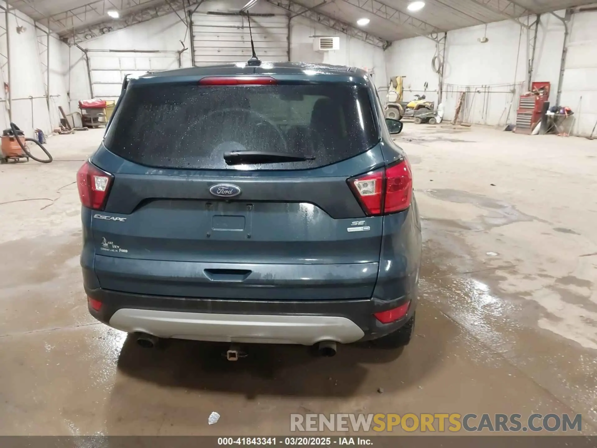16 fotografías del automóvil dañado 1FMCU9GD2KUA31904 FORD ESCAPE 2019