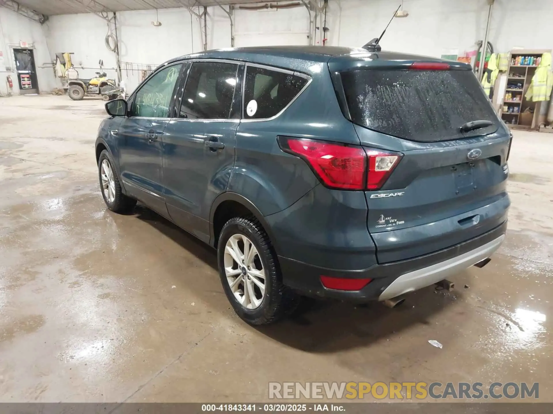 3 fotografías del automóvil dañado 1FMCU9GD2KUA31904 FORD ESCAPE 2019