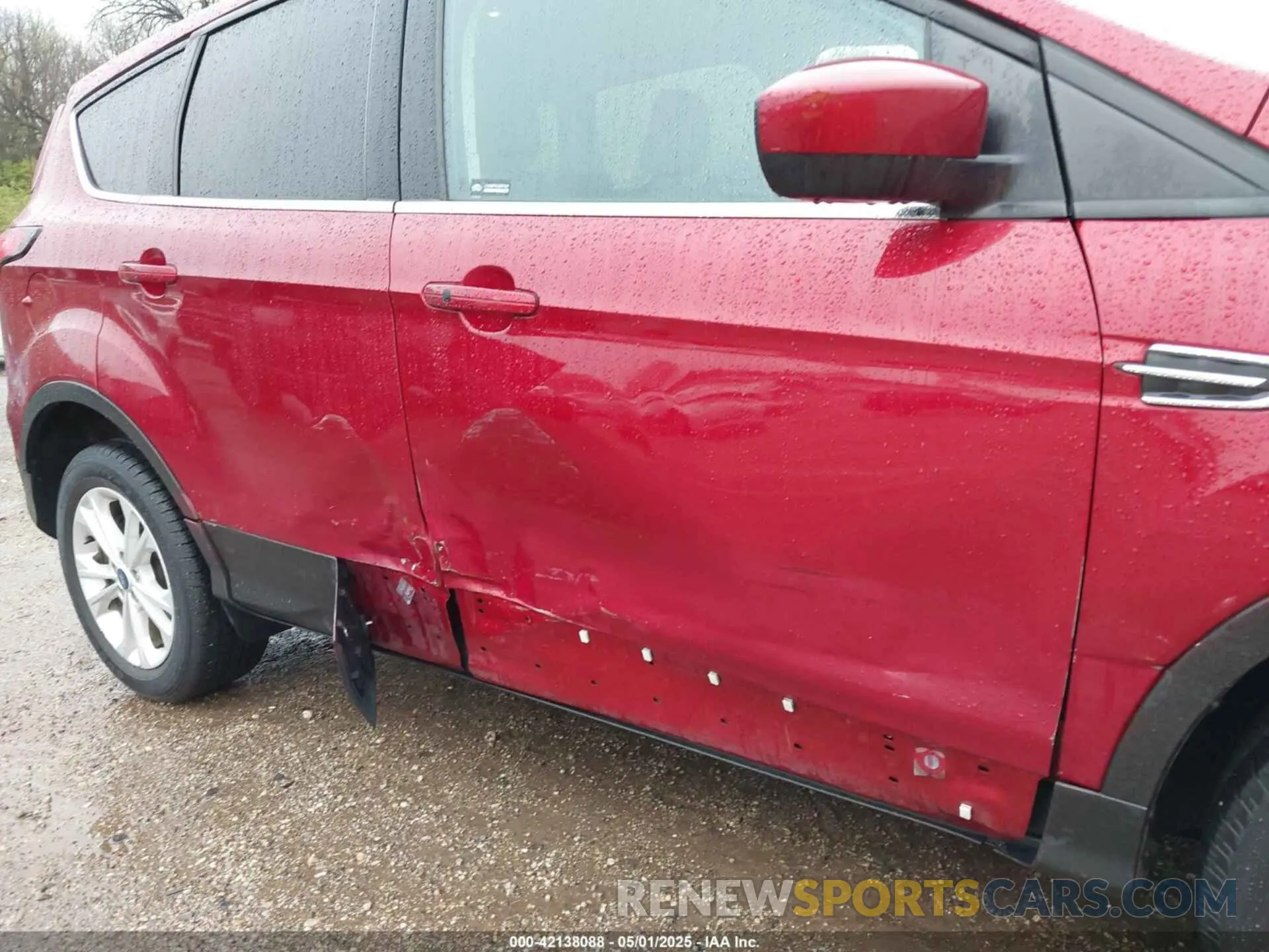 6 fotografías del automóvil dañado 1FMCU9GD2KUA53319 FORD ESCAPE 2019