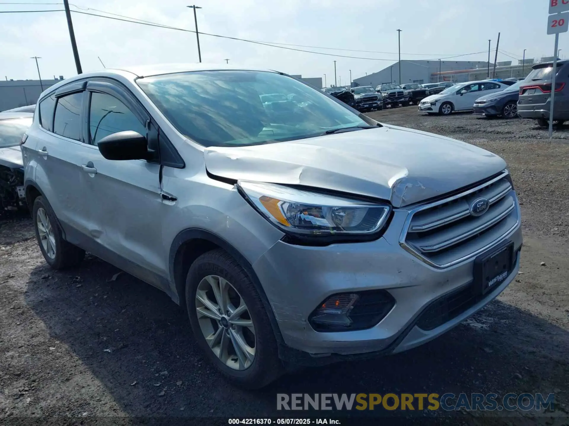 1 fotografías del automóvil dañado 1FMCU9GD2KUA60321 FORD ESCAPE 2019