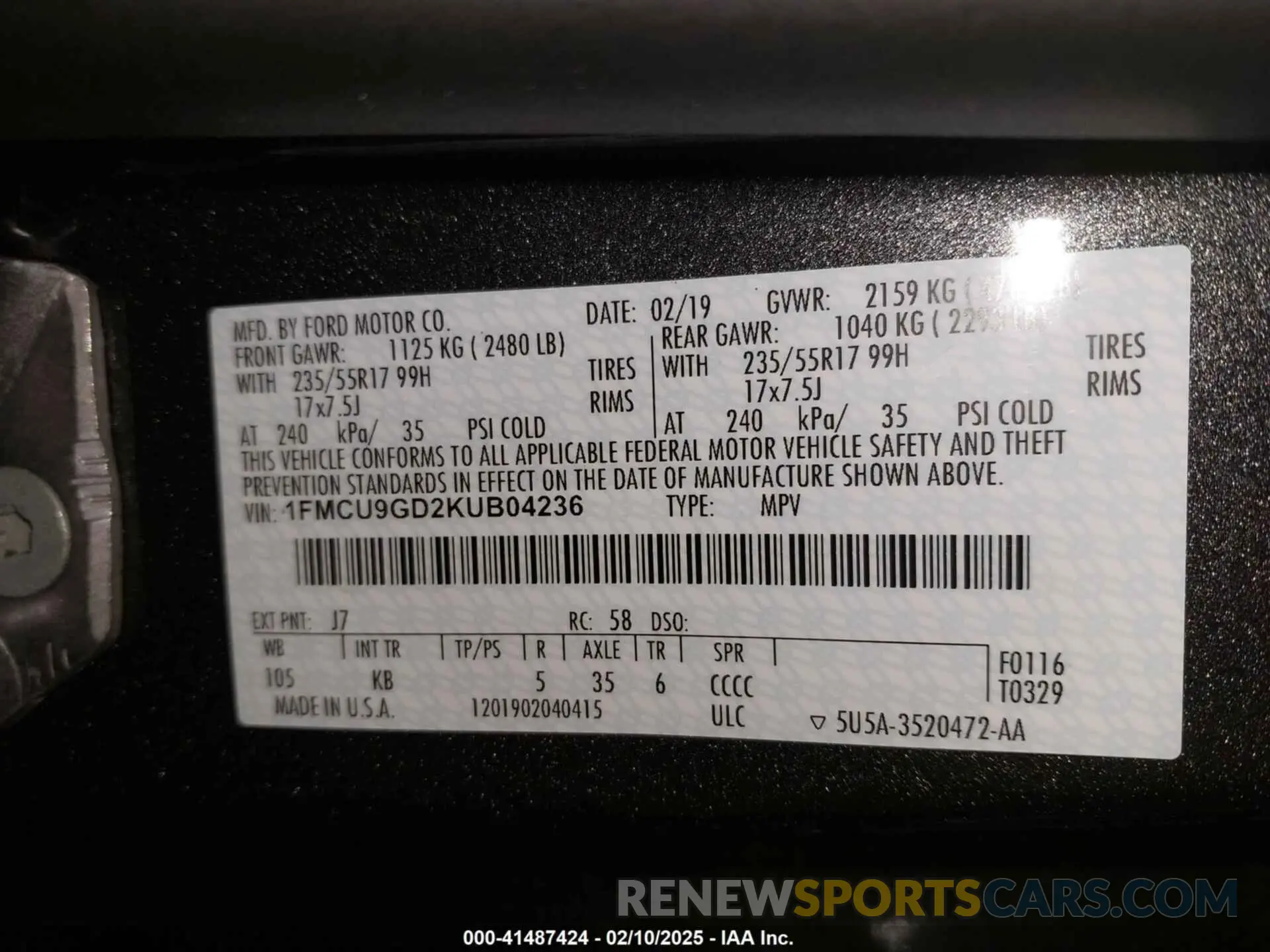 9 fotografías del automóvil dañado 1FMCU9GD2KUB04236 FORD ESCAPE 2019