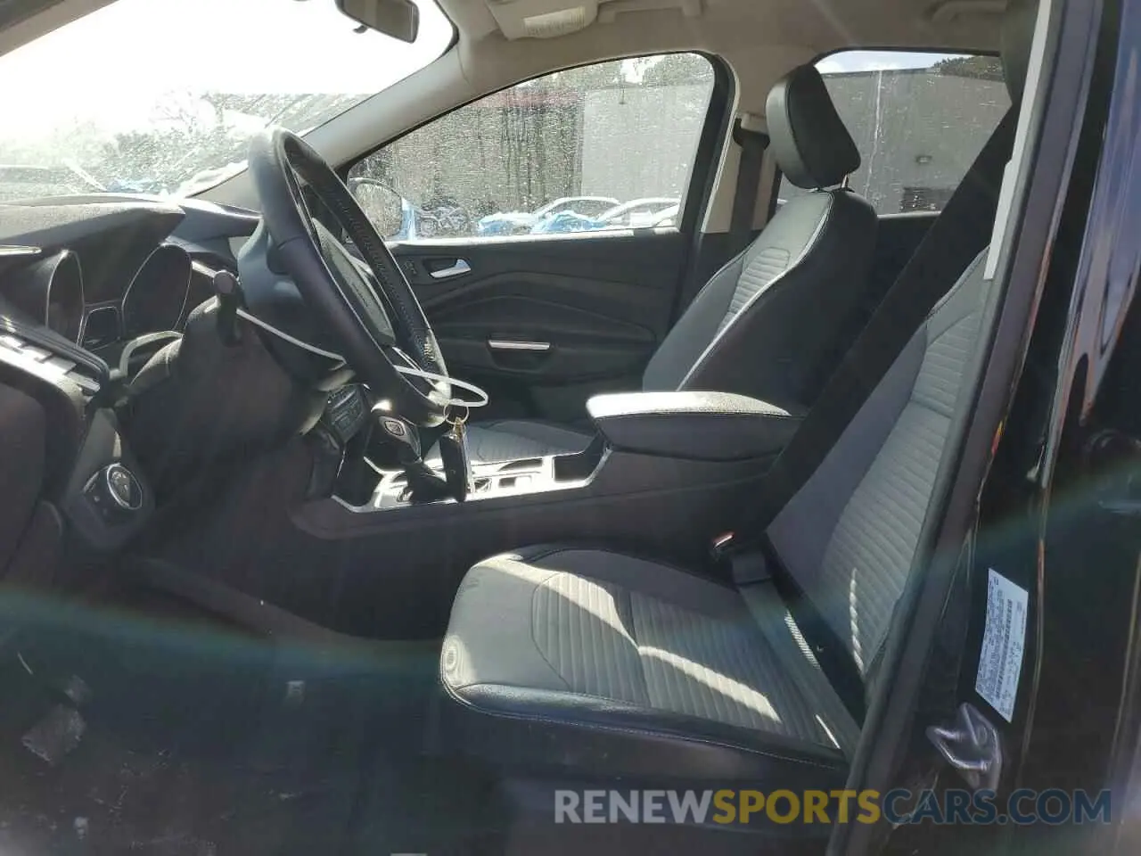 7 fotografías del automóvil dañado 1FMCU9GD2KUC18821 FORD ESCAPE 2019