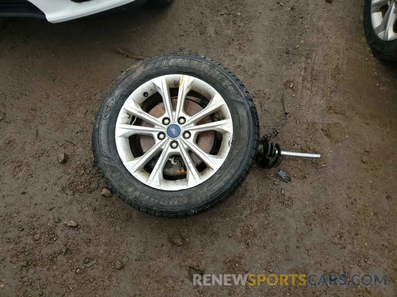 12 fotografías del automóvil dañado 1FMCU9GD2KUC37935 FORD ESCAPE 2019