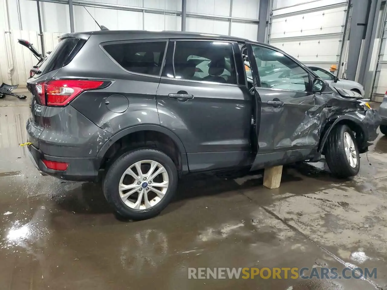 3 fotografías del automóvil dañado 1FMCU9GD3KUA41776 FORD ESCAPE 2019
