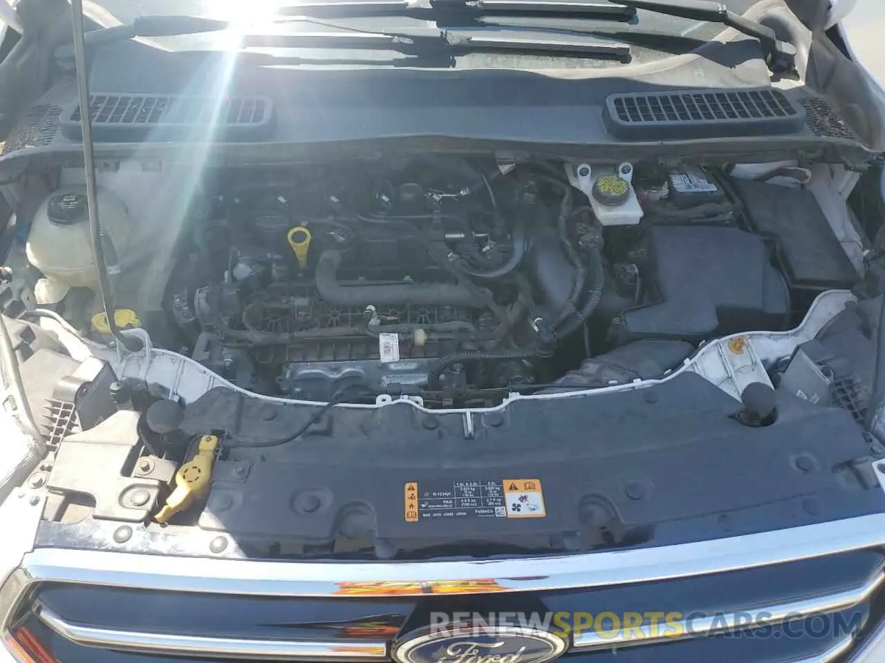 12 fotografías del automóvil dañado 1FMCU9GD3KUA48677 FORD ESCAPE 2019