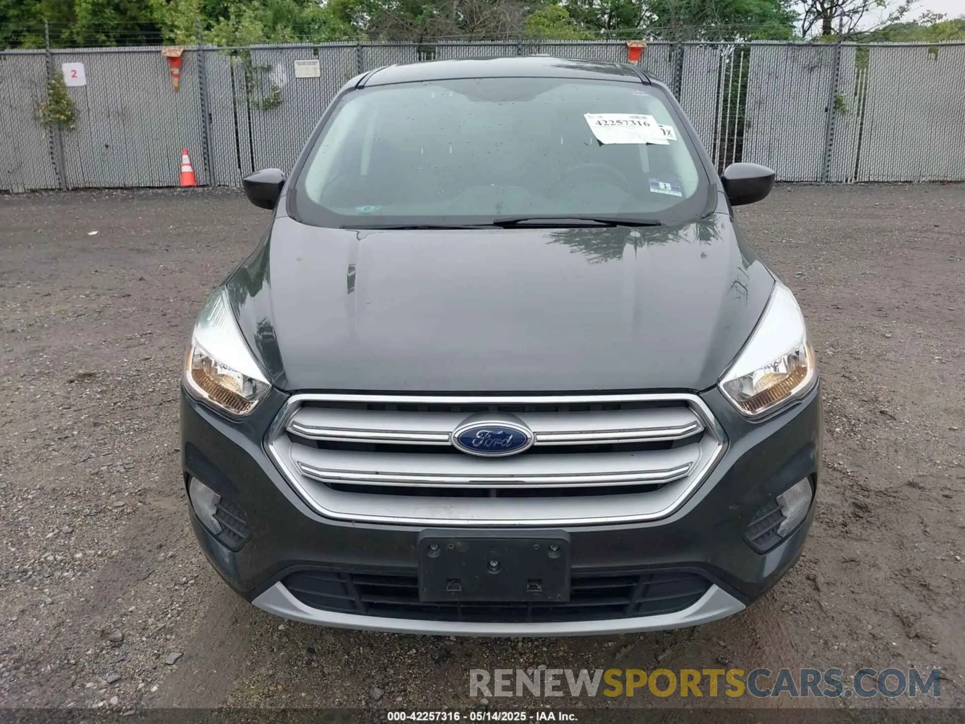 12 fotografías del automóvil dañado 1FMCU9GD3KUA67083 FORD ESCAPE 2019
