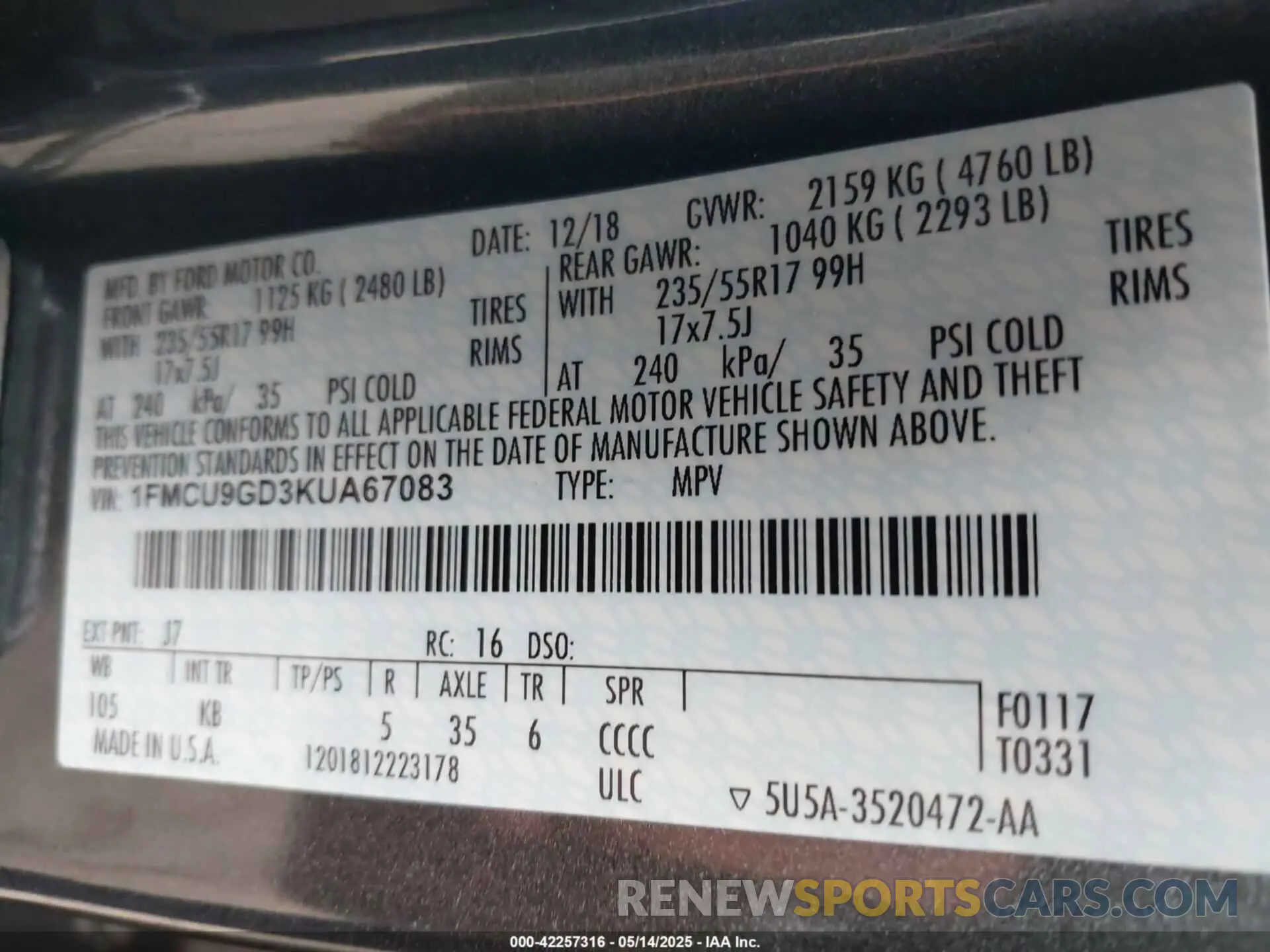 9 fotografías del automóvil dañado 1FMCU9GD3KUA67083 FORD ESCAPE 2019