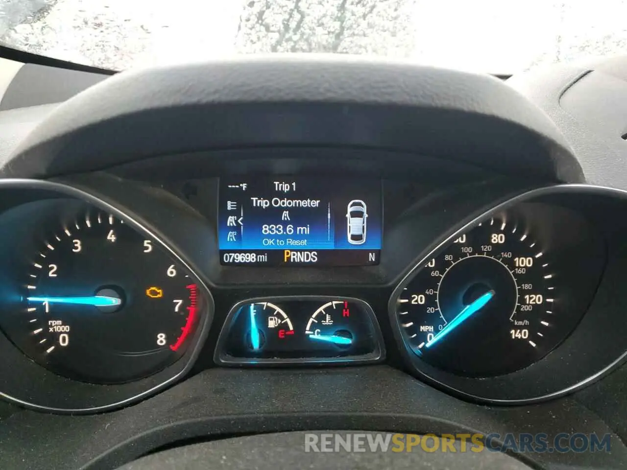 9 fotografías del automóvil dañado 1FMCU9GD3KUB23989 FORD ESCAPE 2019
