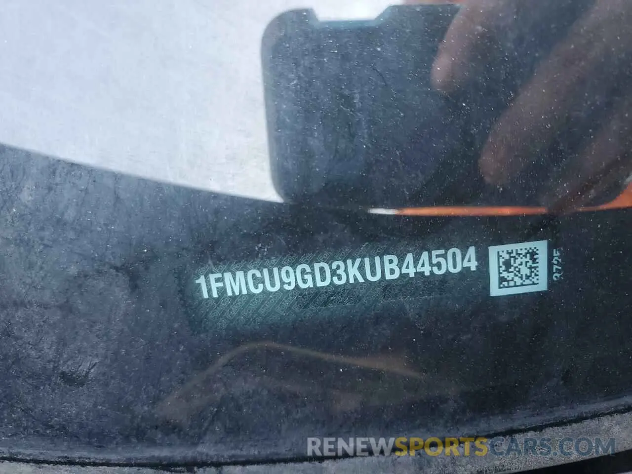 14 fotografías del automóvil dañado 1FMCU9GD3KUB44504 FORD ESCAPE 2019