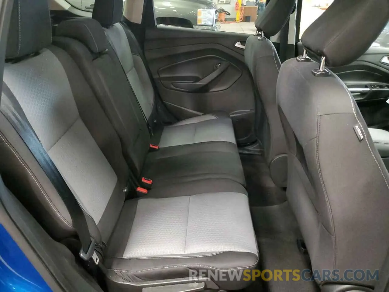 11 fotografías del automóvil dañado 1FMCU9GD3KUC04619 FORD ESCAPE 2019