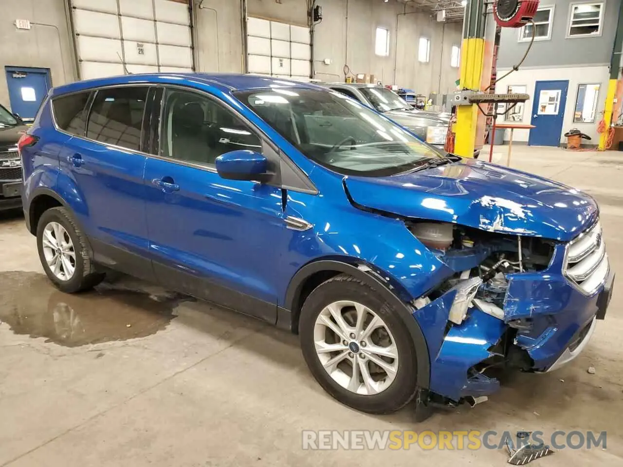 4 fotografías del automóvil dañado 1FMCU9GD3KUC04619 FORD ESCAPE 2019