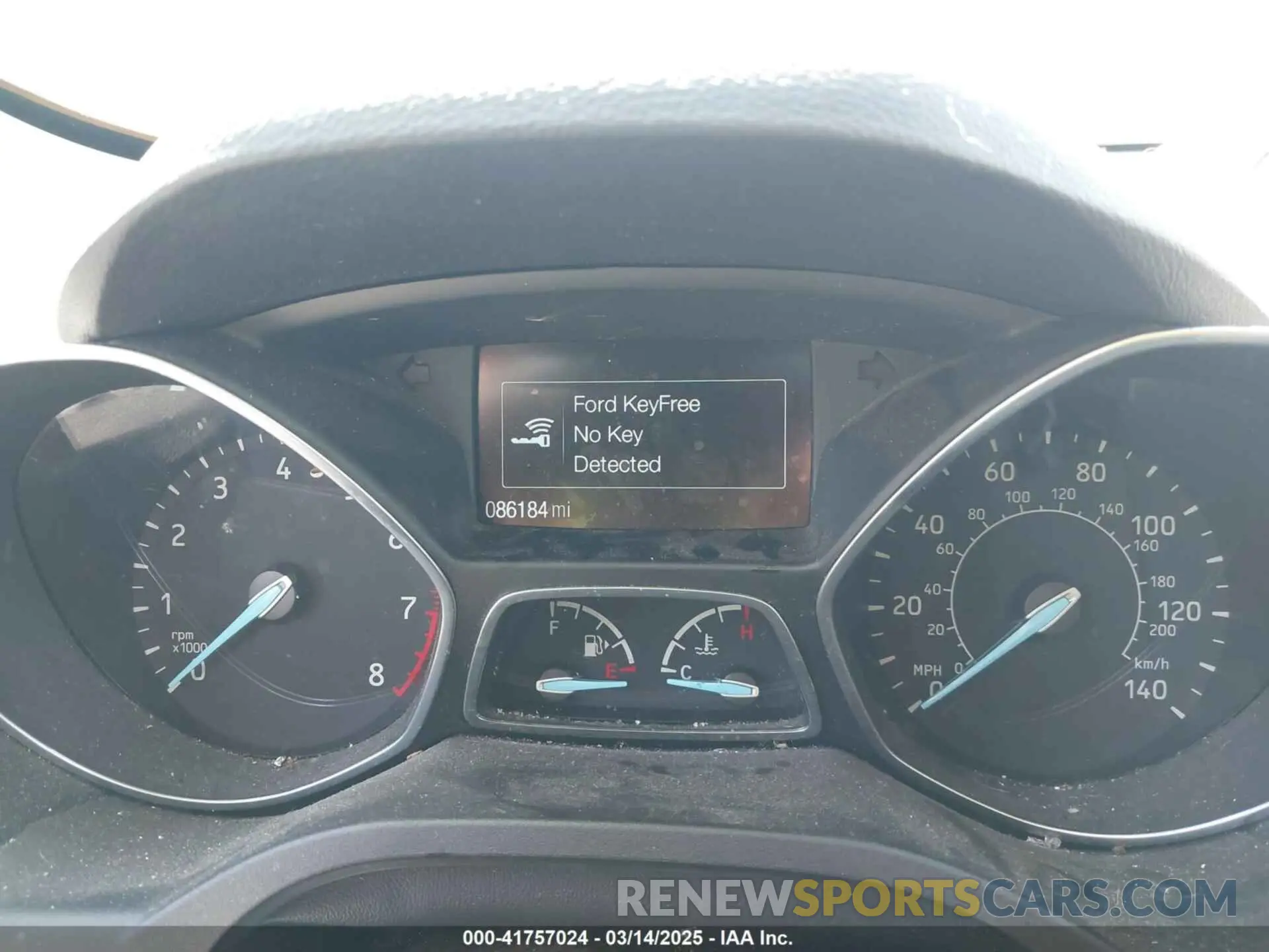 7 fotografías del automóvil dañado 1FMCU9GD4KUA96012 FORD ESCAPE 2019