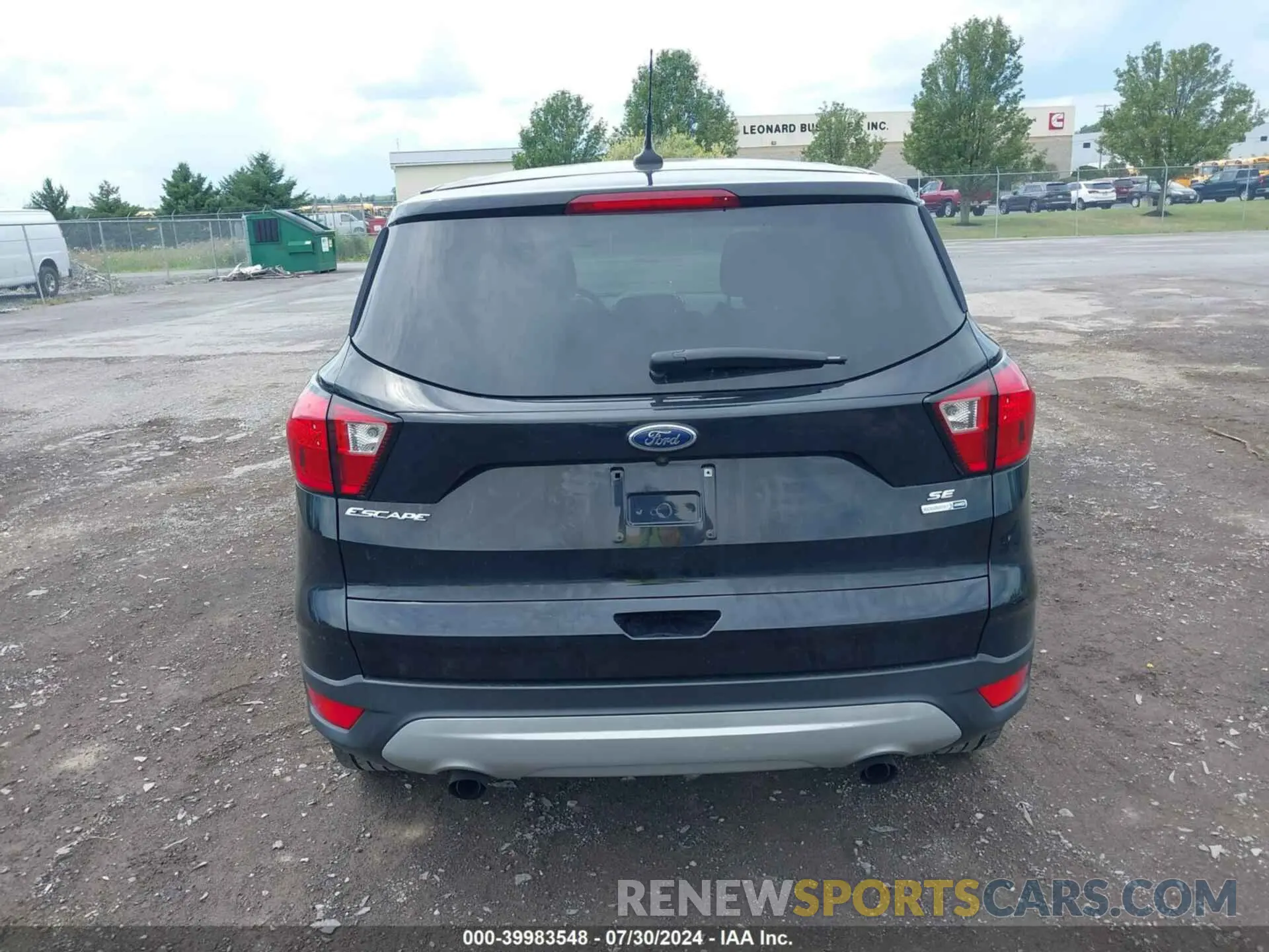 16 fotografías del automóvil dañado 1FMCU9GD4KUB22821 FORD ESCAPE 2019
