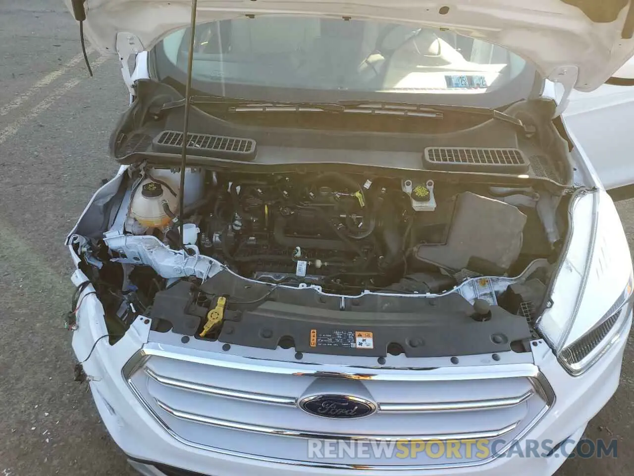 11 fotografías del automóvil dañado 1FMCU9GD4KUB92674 FORD ESCAPE 2019