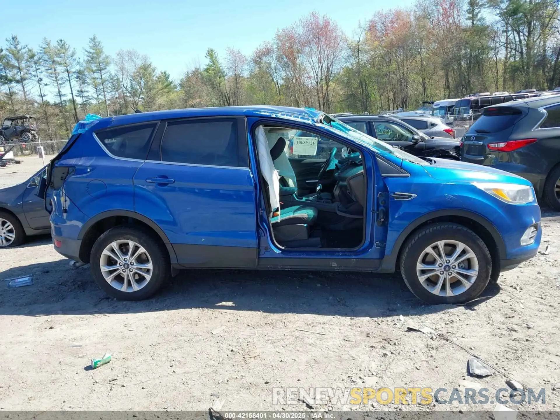 14 fotografías del automóvil dañado 1FMCU9GD5KUC17470 FORD ESCAPE 2019
